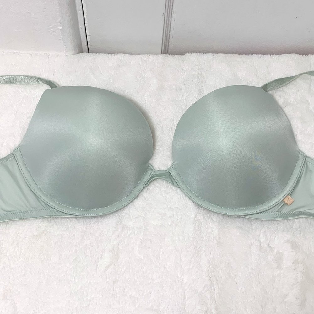 Victoria's Secret Push-Up Bra NWT